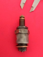 ancienne bougie gros culot  automobile moto  a voir