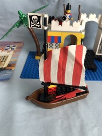 LEGO set 6267 Lagoon Lock-up VINTAGE PIRATES 100% complete w/ instructions