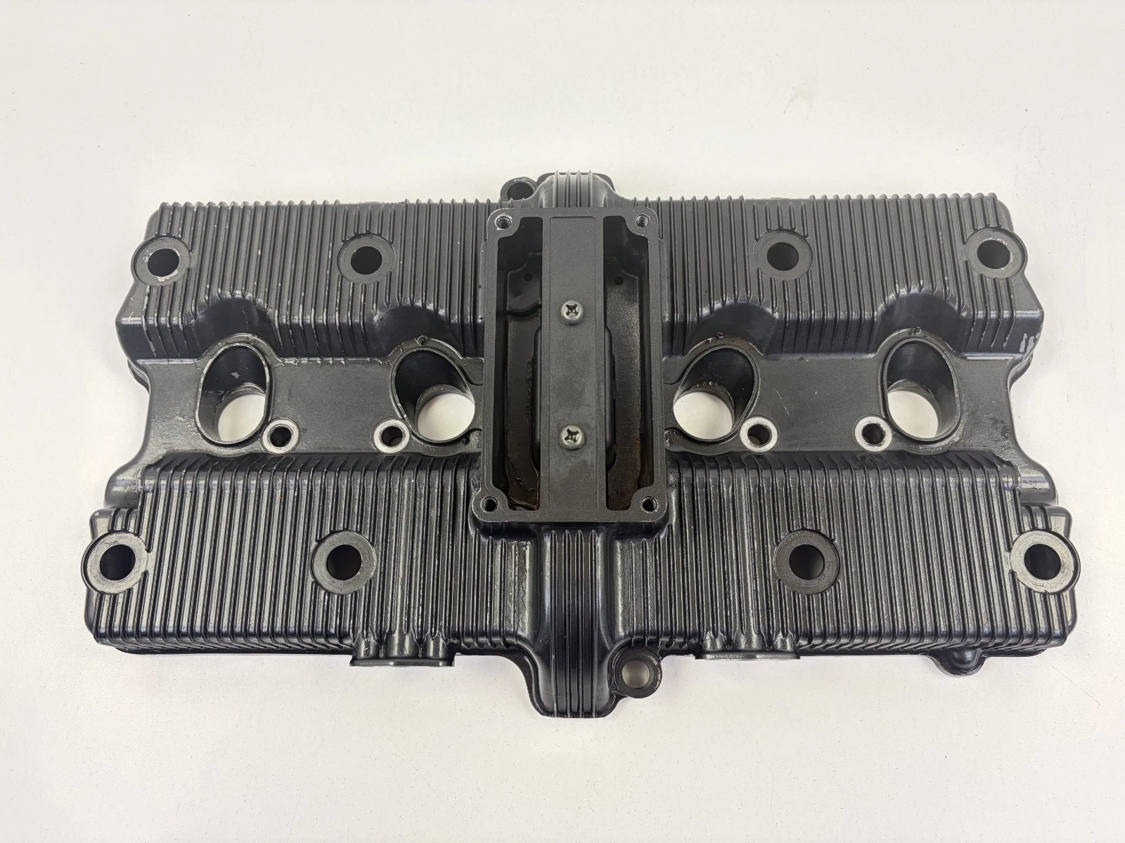 Suzuki | Bandit 1200 | OEM | Cylinder Head Cover | 11171-27E00 | 1997-2005