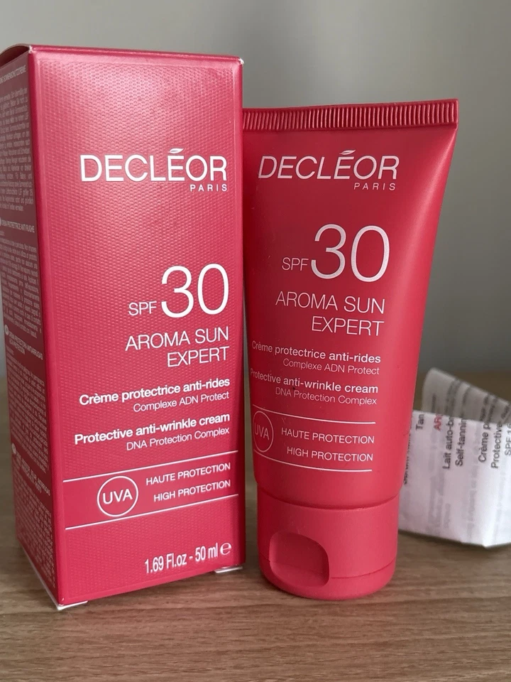 DECLÉOR Aroma Sun Expert Protective Anti Wrinkle Cream SPF 30 Face 50ml Decleor - Image 3 of 4