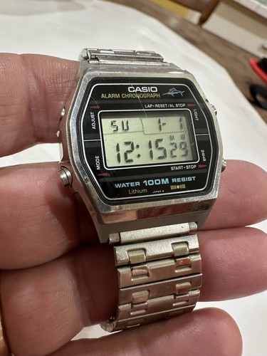 CASIO W750 MARLIN LCD JAPAN ALARM CHRONOGRAPH TIMER VINTAGE 1986 WATCH RUNS