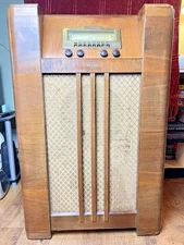 Vintage 1940s Antique Philco Console Floor Radio 40" Model # 3931 - Powers On