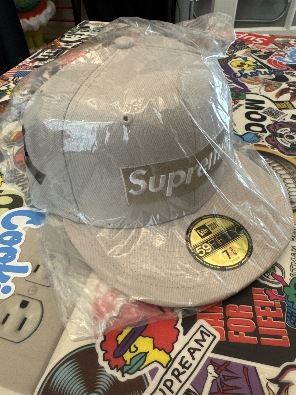 Supreme x New York Yankees Box Logo New Era Natural Fitted Hat Sz 7 3/8 NEW FW21