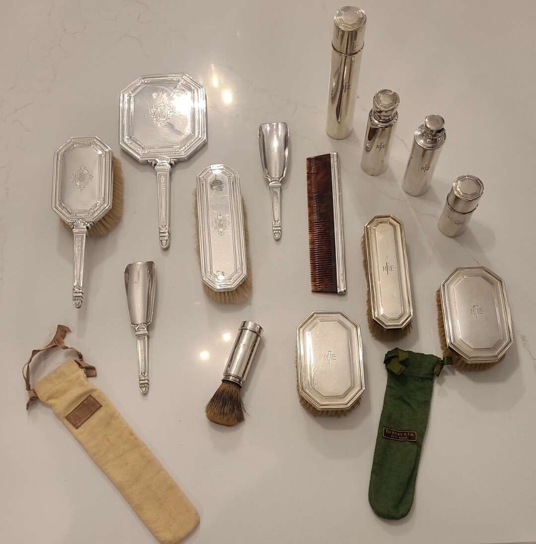 【TIFFANY Co. ✖️ COALPORT】プレート　キャビネット TIFFANY Co. ✖️ COALPORT】プレート キャビネット - メルカリ