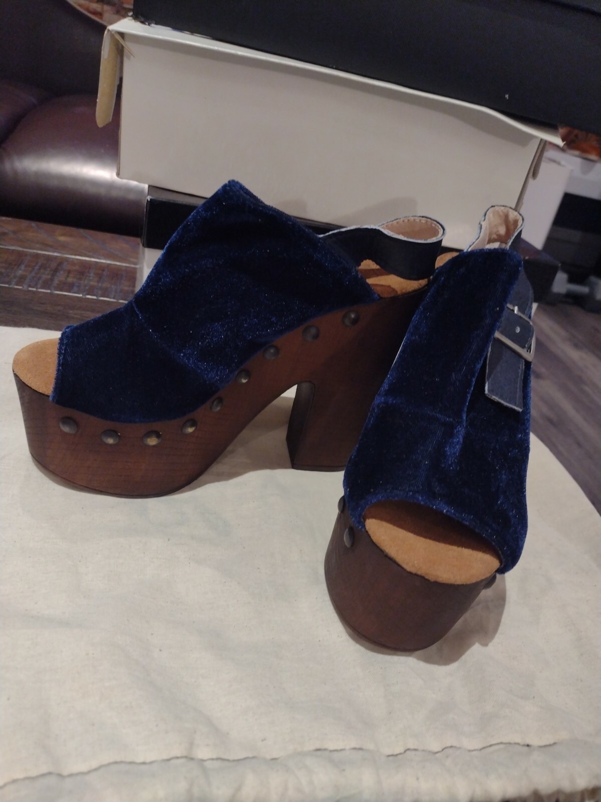 Divine Follie Sandals Platform Heels Blue Velvet Woman EU 36 image 3