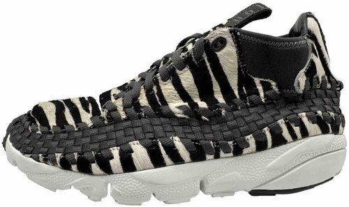 Nike Air Footscape Woven Chukka black athletic shoes 917698-002