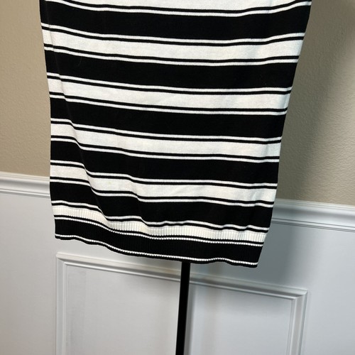 Ann Taylor Sz S top Striped Black White V-neck Cap Sleeve 100% Cotton casual top - Afbeelding 6 van 10