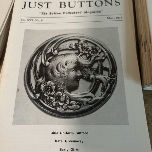 Just Buttons Magazines from 1968 Through 1973 Complete Run Of Years 72 Magazines - Picture 9 of 9
