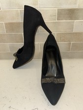 NIB-Jones New York Black Suede Bennami Embellished Dress Pumps Rinestone Bow 10M