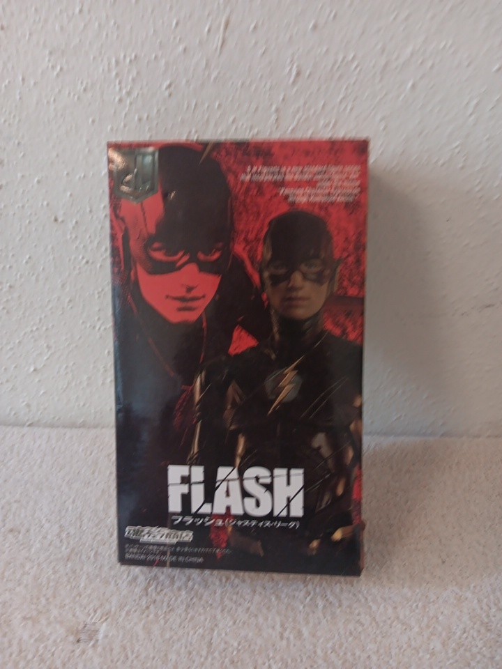 S.H.Figuarts Flash Justice League  Bandai 1/12 Figure