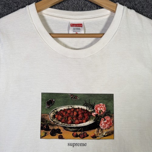 Supreme Shirt Mens XL White Strawberries Masterpieces Box Logo Skate SS23