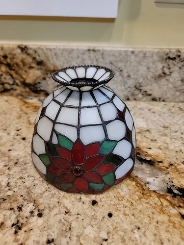 Vintage Tiffany Style Stained Glass Leaded Lamp Shade Red Poinsettia 6" Tall