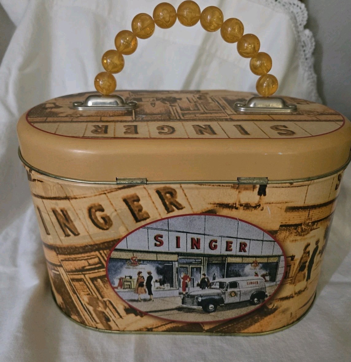 Singer Sewing Retro Beaded Handle Sewing Tin