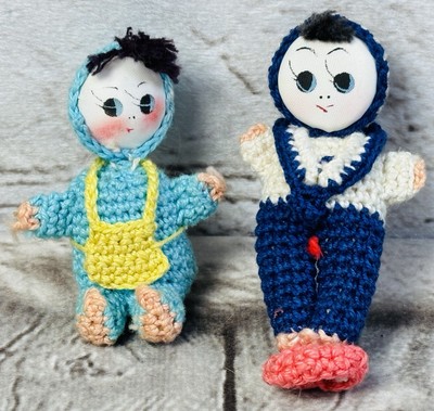 Vintage Amigurumi Crochet Miniature Doll Pair Asian Button Silk Face 3  & 2.5 
