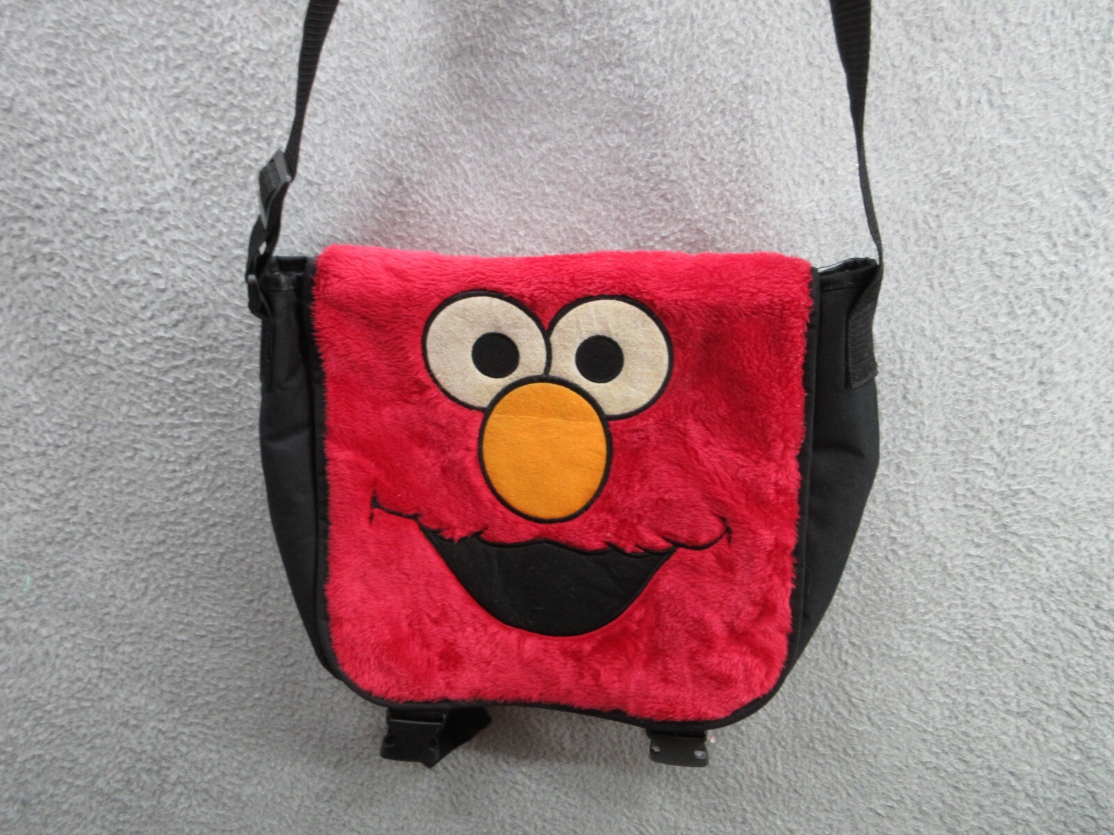 Elmo Sesame Street Fuzzy Red Computer / Messenger Bag - Gem