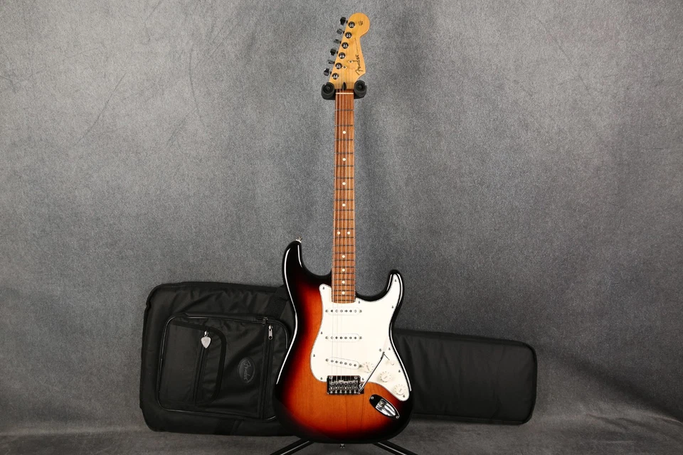 Fender Player Stratocaster, photo 2 of 5