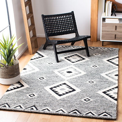 Safavieh Aspen BLACK / IVORY 3' X 5' Area Rug - APN814Z-3