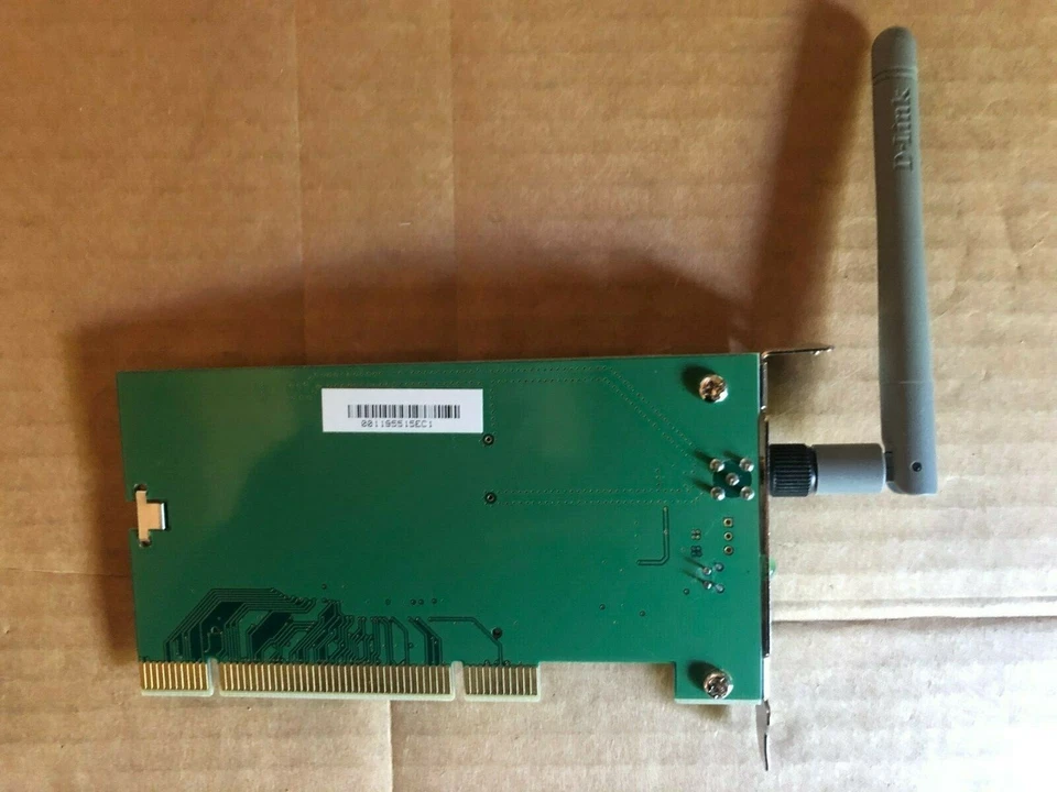 D-link Air plus DWL-520+ Wireless Desktop Adapter - Image 3 of 4