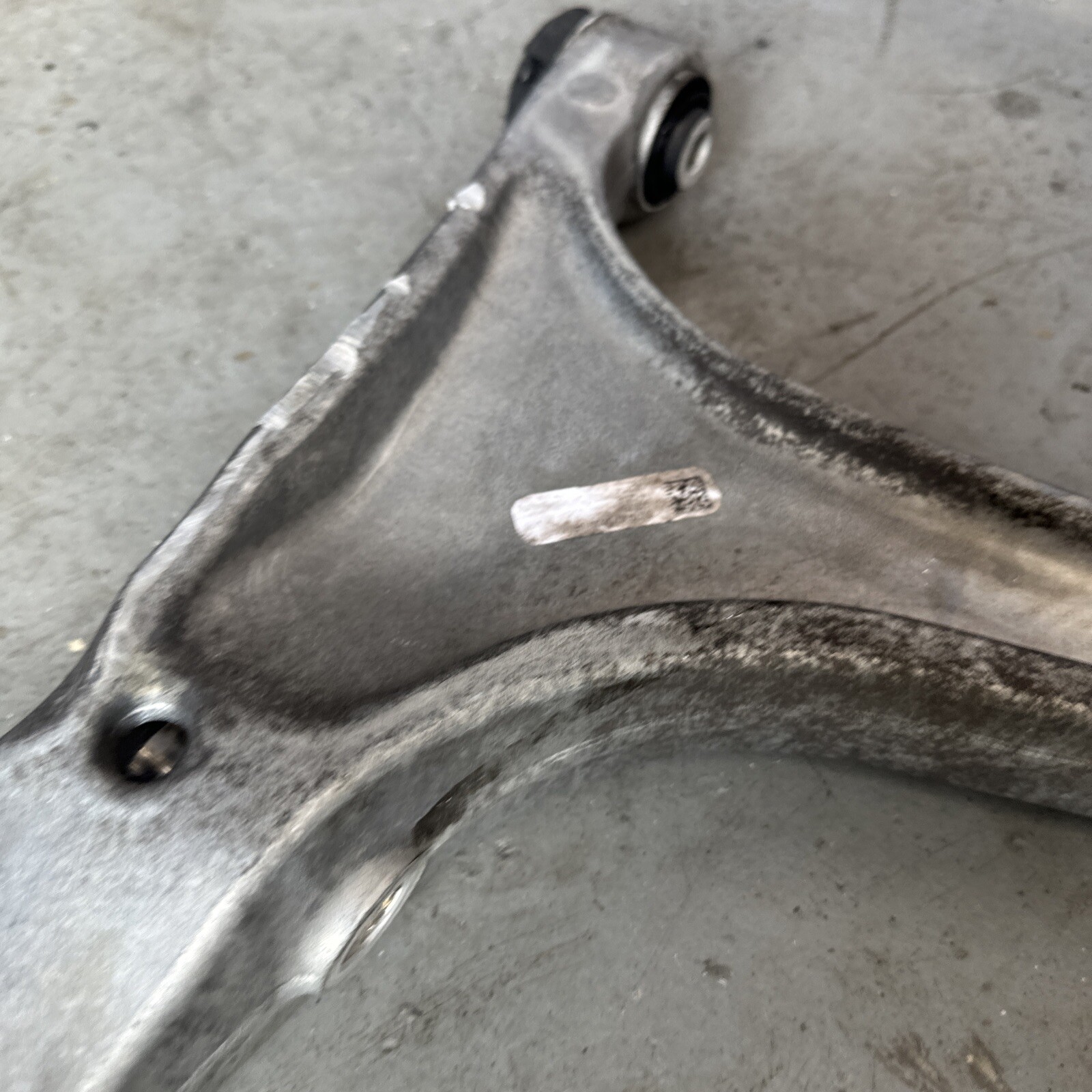 2014 - 2024 MASERATI GHIBLI FRONT LEFT SIDE LOWER CONTROL ARM OEM Part