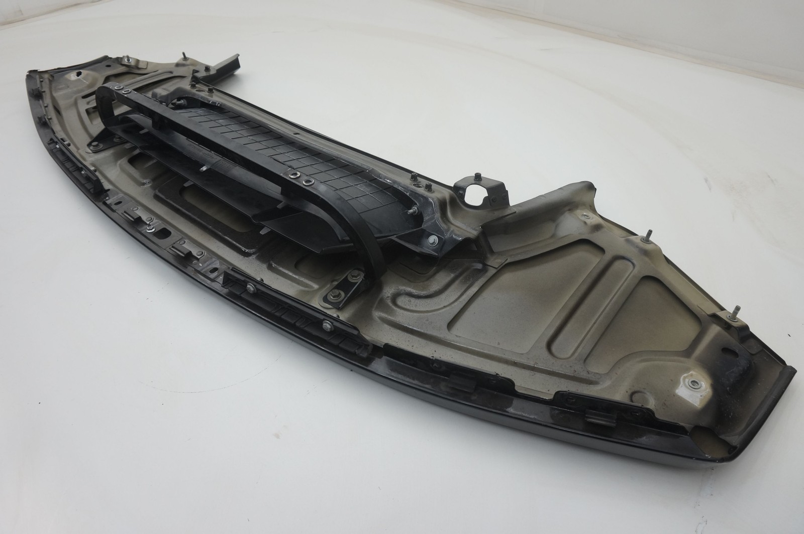 Rear Deck Lid Upper Tail Finish Spoiler Panel 87180711 Ferrari 488 Spider *Note