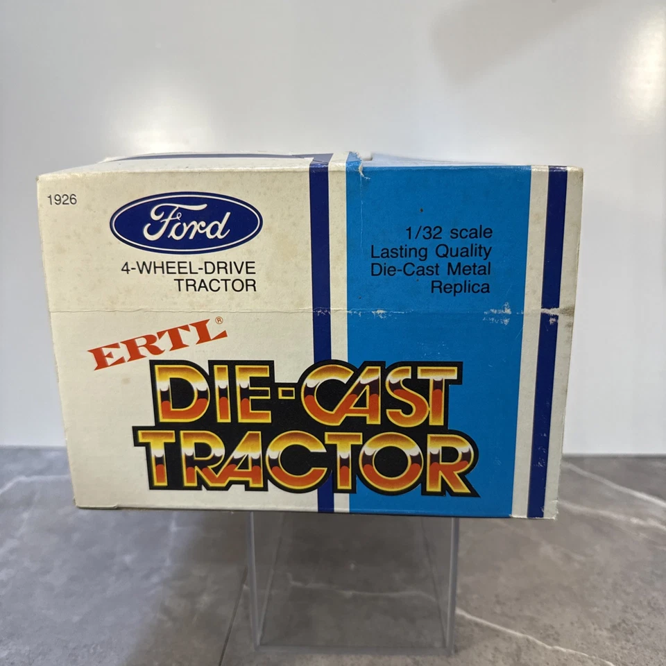 1/32 FORD MODEL FW 60 W/DUALS NIB WHITE TOP/1981 VINTAGE - Image 4 of 4