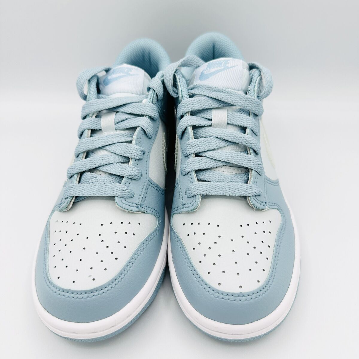 Nike Dunk Low Aura Blue Clear Swoosh (GS) Youth 5 / Women's Nike Dunk Low Aura Blue Clear Swoosh (GS) Youth 5 / Women's