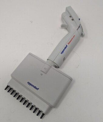 エッペンドルフ 0.5-10uL ピペット Eppendorf Research Pro 0.5-10uL 12 Channel Electronic Pipet