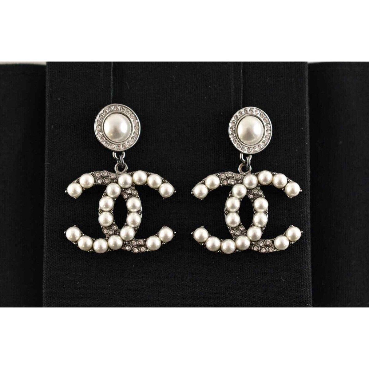 Chanel 21A Ruthenium Crystal Pearl CC Logo Large Dangle Drop