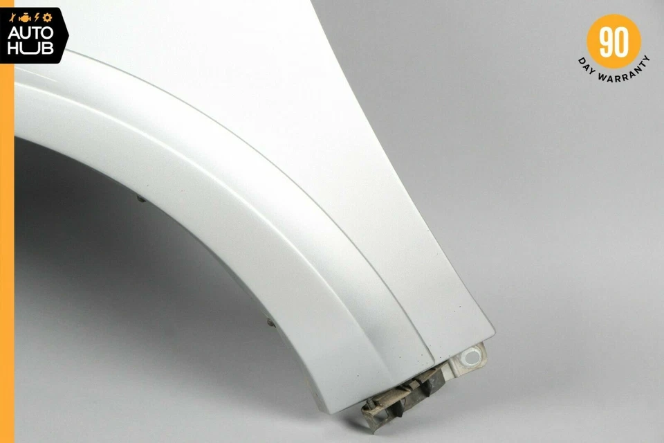 07-11 Guardabarros izquierdo del lado del conductor Mercedes W164 ML63 AMG con destello plateado OEM Foto 2 de 4