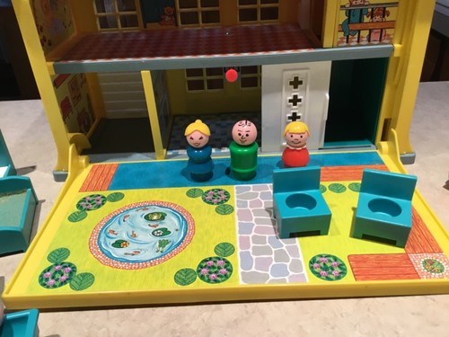 VTG Fisher Price Play Family Little People Children's Hospital 931 Set COMPLETE - Picture 8 of 18