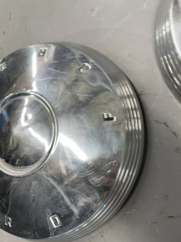 Ford Galaxie Falcon LTD Poverty 1967 1968 plato tapacubos 1966 1967 Fairlane OE Foto 4 de 4