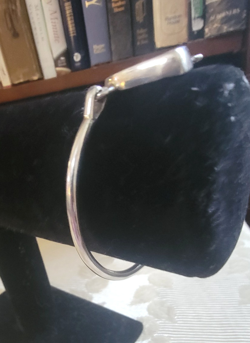 Solid 925 Strling Silver Heart Bracelet latched B… - image 9