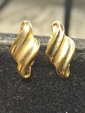 14K Designer Stud Earrings Yellow Gold With out Backs 10MM X 20MM