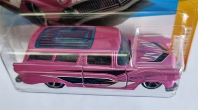 2026 Hot Wheels 8 Crate in 1/64 # JJJ86 HW Wagon V8 Kombi Custom
