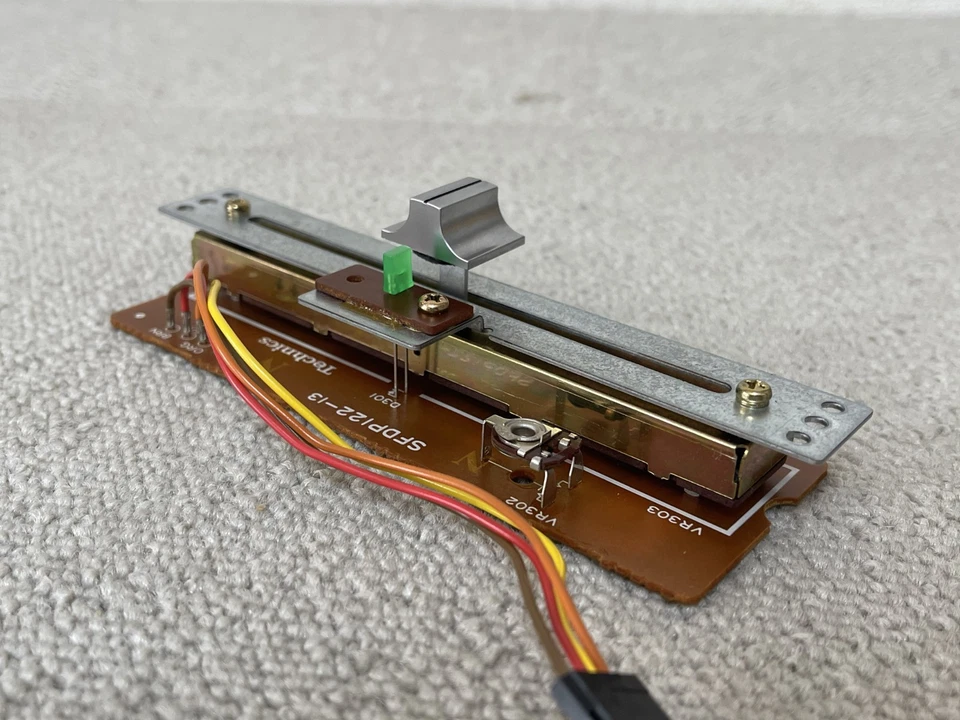 Technics SL‑1200MK3 Pitch Fader Genuine Replacement Part Tested and Working - Image 2 of 4