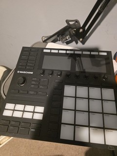 Native Instruments MASCHINEN MK3 con trasferimento software