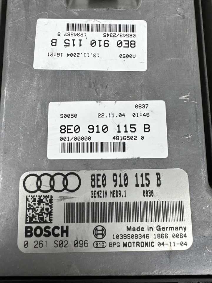 Audi A4 Quattro 2005 - ECM ECU - # 8E0 910 115 B Foto 2 de 4