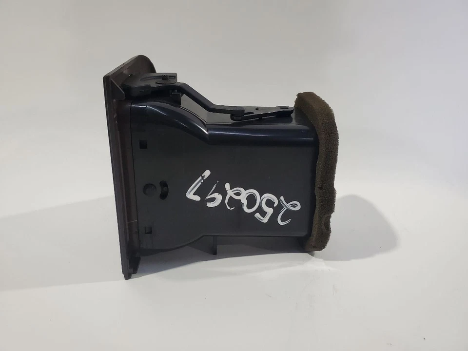 1992 Subaru SVX OEM Center AC Vent With Bezel  - Image 2 of 4