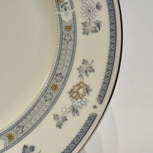 Minton Penrose Platinum Trim Bone China Dinner Plate Made in England 10 5/8" - Picture 3 of 7