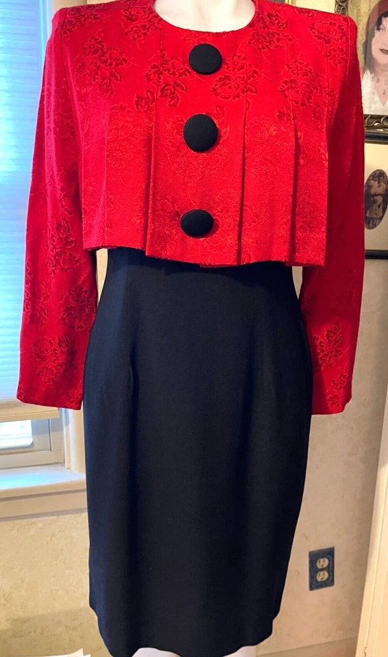 Vintage 80s Dress USA-'ULTRA DRESS' LABEL- Red & BLACK BUTTON/CROP TOP-6P - Image 2 of 4