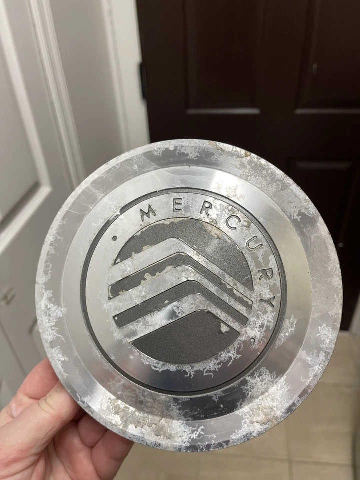 Tapacubos de metal Mercury Grand Marquis 3W33-1a096-AB no se ajusta a TODOS Foto 2 de 4