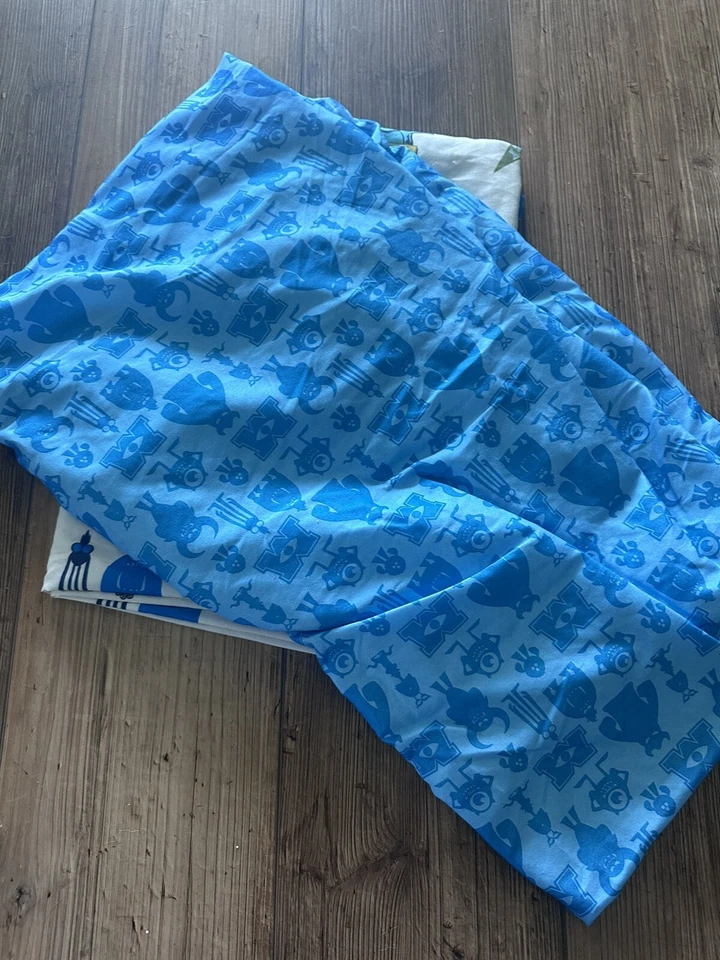 Disney Pixar MONSTERS Inc Monster University 2 piezas Juego de cuna/niño pequeño plano y ajustado Foto 2 de 3