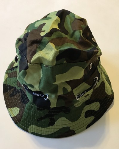 UConn Athletics Sport Camouflage Cap Size M/L - Picture 2 of 3