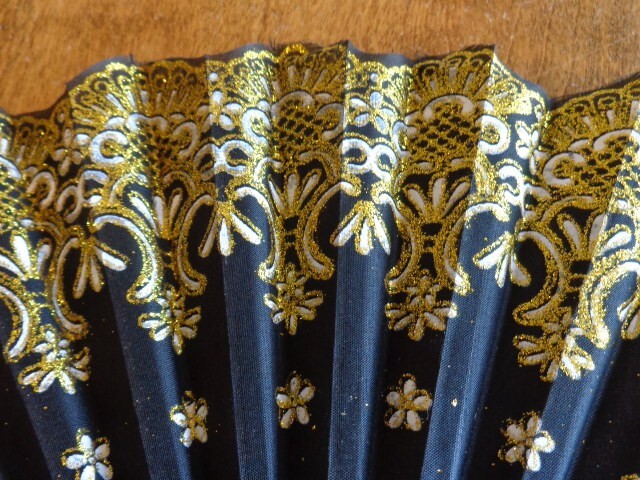 Picture 2 of 4