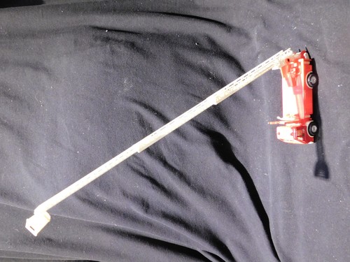 Welly Mercedes-Benz 1422 Rotary Ladder Fire Truck HO or O Gauge Scale  7" - Picture 5 of 10