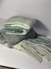 HEAVY FUZZY SCARF WARM BEAUTIFUL PLAID PATERN & COLORS EXTRA WIDE NEW WITH TAGS