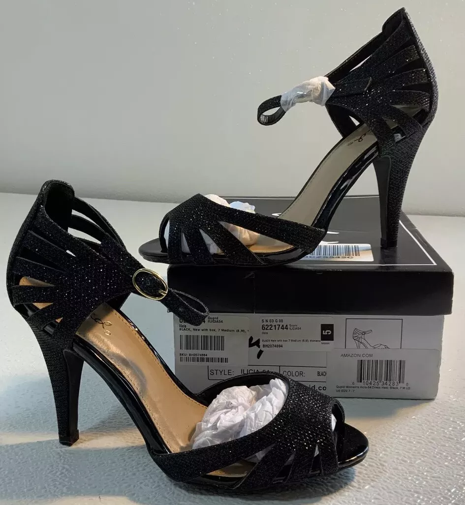 trägt High Platform Heels