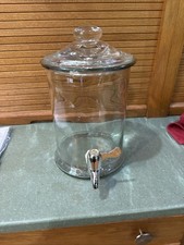 BEVERAGE DISPENSER with Spigot