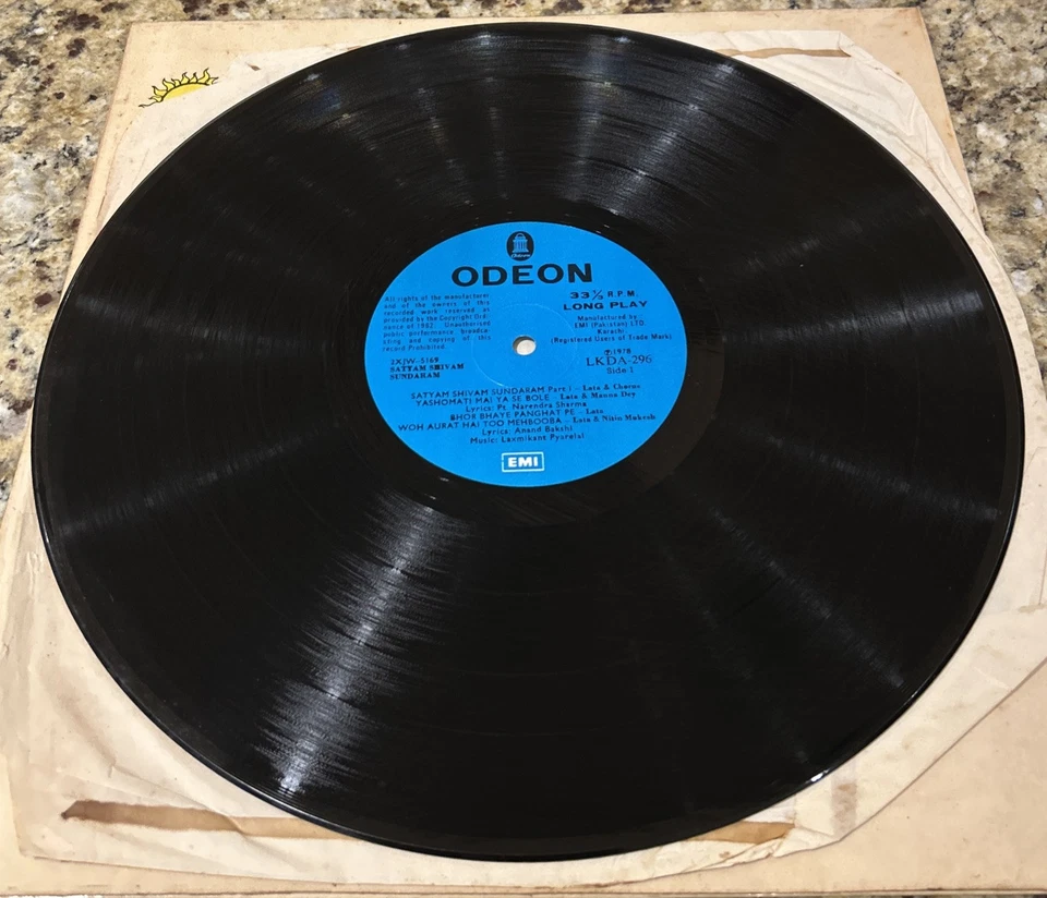 SATYAM SHIVAM SUNDARAM 1978 ODEON LKDA-296 LP EMI RAJ KAPOOR BOLLYWOOD Foto 3 de 4