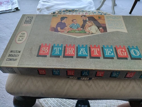 Milton Bradley Stratego Board Game 1962 Vintage, Complete